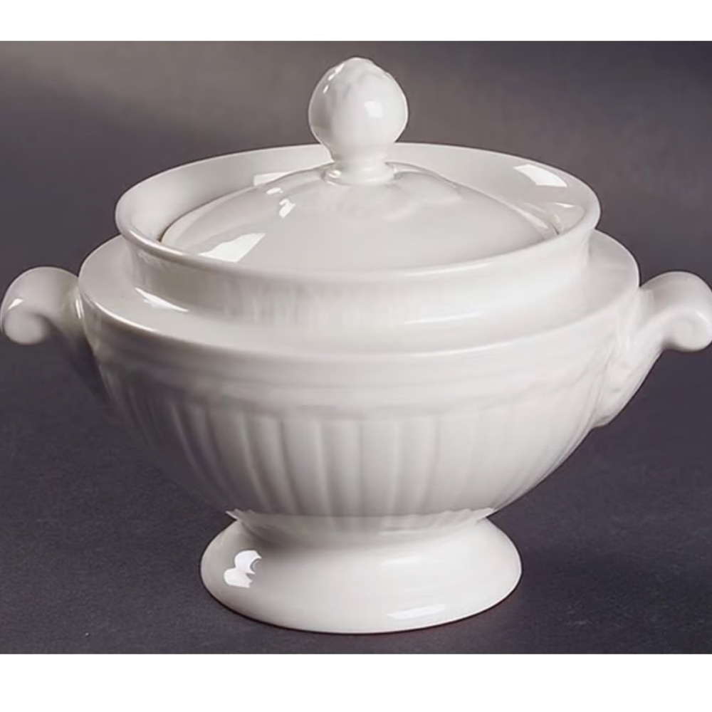 Villeroy & Boch “Cellini” Sugar Bowl with Lid
